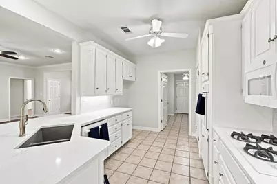 104 Chaparral Drive, Hillsboro, TX 76645 - Photo 14