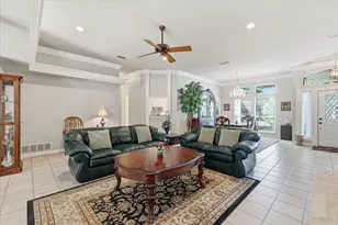 144 Saddle Brook Dr, Hudson Oaks, TX 76087 - Photo 2