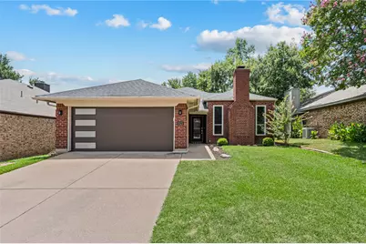 1521 Briarcrest Drive, Grapevine, TX 76051 - Photo 1