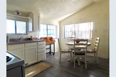 31 Rogers Circle, Krum, TX 76249 - Photo 6