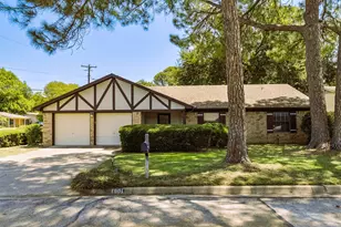 1901 Alston St, Arlington, TX 76013 - Photo 2