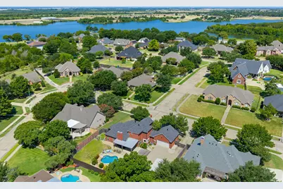 1907 Clearview Drive, Ennis, TX 75119 - Photo 1