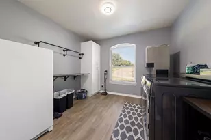 1907 Clearview Dr, Ennis, TX 75119 - Photo 22