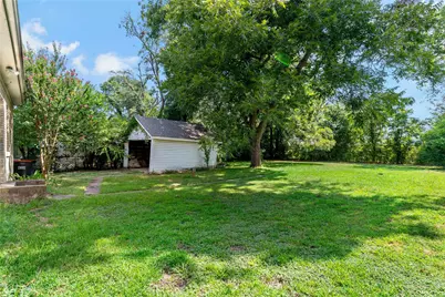 610 Fitzhugh, Paris, TX 75460 - Photo 22