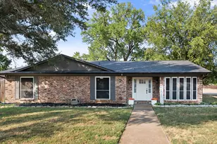 767 NW Ann Lois Ln, Burleson, TX 76028 - Photo 1