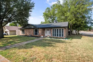 767 NW Ann Lois Ln, Burleson, TX 76028 - Photo 34