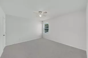 9810 Walnut Hill Dr, Providence Village, TX 76227 - Photo 18