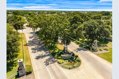 9810 Walnut Hill Drive, Providence Village, TX 76227 - Photo 34