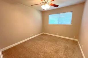 120 S Wood Ave, Denison, TX 75020 - Photo 16