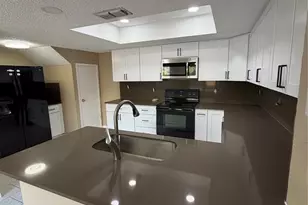 705 Cimarron Trail, Irving, TX 75063 - Photo 8