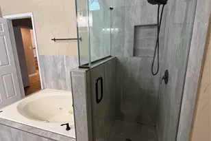 705 Cimarron Trail, Irving, TX 75063 - Photo 14