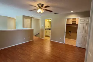 705 Cimarron Trail, Irving, TX 75063 - Photo 18