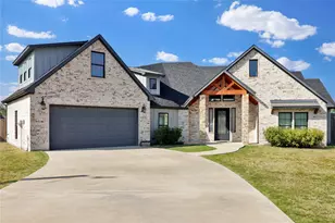 8023 Pennington, Fort Worth, TX 76126 - Photo 2