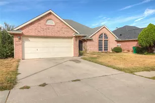 7409 Glen Dr, Watauga, TX 76148 - Photo 1