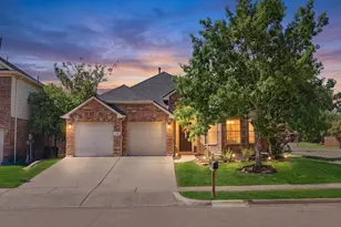 319 Sugarberry Ln, Fate, TX 75087 - Photo 2