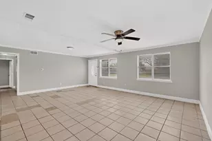 917 Miranda Dr, Mesquite, TX 75149 - Photo 6