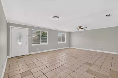 917 Miranda Drive, Mesquite, TX 75149 - Photo 4