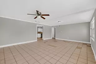 917 Miranda Dr, Mesquite, TX 75149 - Photo 8