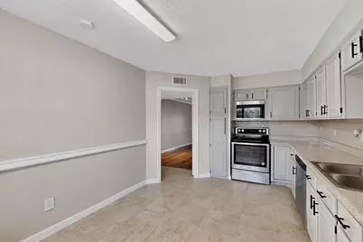 5840 Spring Valley Road #810, Dallas, TX 75254 - Photo 16
