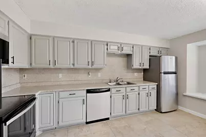 5840 Spring Valley Road #810, Dallas, TX 75254 - Photo 14