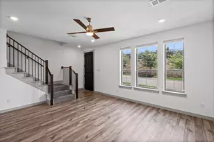 313 McConathy Wy, Flower Mound, TX 75028 - Photo 4