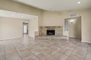 7107 Blackberry Dr, Arlington, TX 76016 - Photo 10