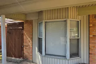2539 Hillsboro Ave, Dallas, TX 75228 - Photo 2