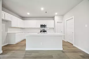 7824 Kingfisher Rd, Aubrey, TX 76227 - Photo 4
