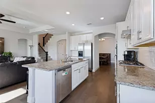 11761 Wulstone Rd, Fort Worth, TX 76052 - Photo 8