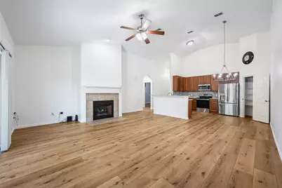 5819 Midnight Lane, Grand Prairie, TX 75052 - Photo 10