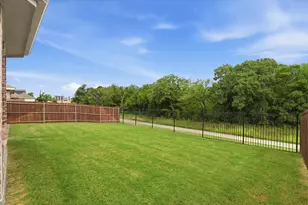 3728 Maroon Creek Rd, Aubrey, TX 76227 - Photo 4