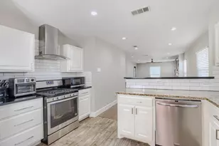 514 S Westmoreland Rd, Dallas, TX 75211 - Photo 10
