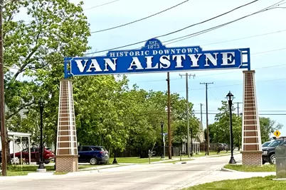 3126 Basswood Way, Van Alstyne, TX 75495 - Photo 12