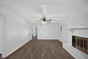 1715 Jenkins Ln, Glenn Heights, TX 75154 - Photo 6