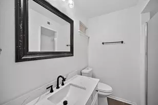 1715 Jenkins Ln, Glenn Heights, TX 75154 - Photo 12