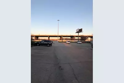 1039 N Interstate 35 Highway N #E, Carrollton, TX 75006 - Photo 12