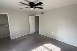 1907 Nolen Ct, Arlington, TX 76012 - Photo 16