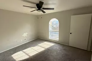 1907 Nolen Ct, Arlington, TX 76012 - Photo 16