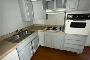 1907 Nolen Ct, Arlington, TX 76012 - Photo 10