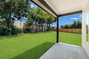 2749 Bethurum Ave, Dallas, TX 75215 - Photo 20