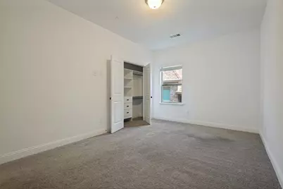 116 Harwood Drive, Lewisville, TX 75067 - Photo 6