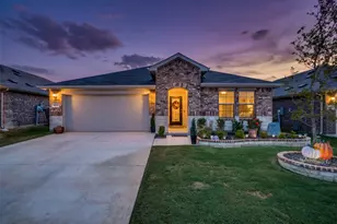5529 Legends Wy, Krum, TX 76249 - Photo 1