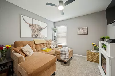 5529 Legends Way, Krum, TX 76249 - Photo 4