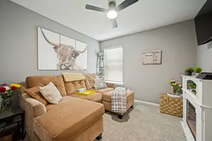 5529 Legends Wy, Krum, TX 76249 - Photo 4