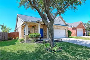 10969 Hawks Landing Rd, Fort Worth, TX 76052 - Photo 2
