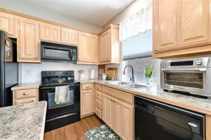 10969 Hawks Landing Rd, Fort Worth, TX 76052 - Photo 10