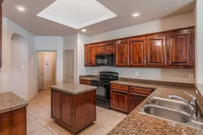 10844 Irish Glen Trail, Fort Worth, TX 76052 - Photo 10