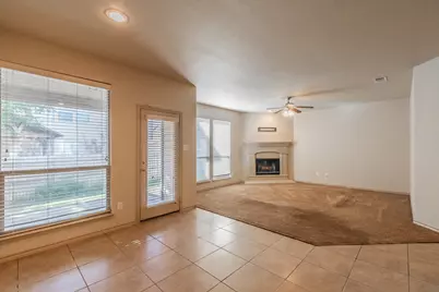 10844 Irish Glen Trail, Fort Worth, TX 76052 - Photo 12