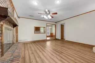 202 Diane Dr, Sanger, TX 76266 - Photo 6