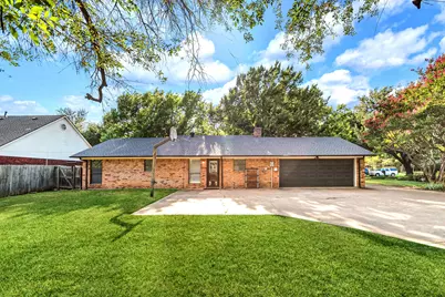 202 Diane Drive, Sanger, TX 76266 - Photo 16
